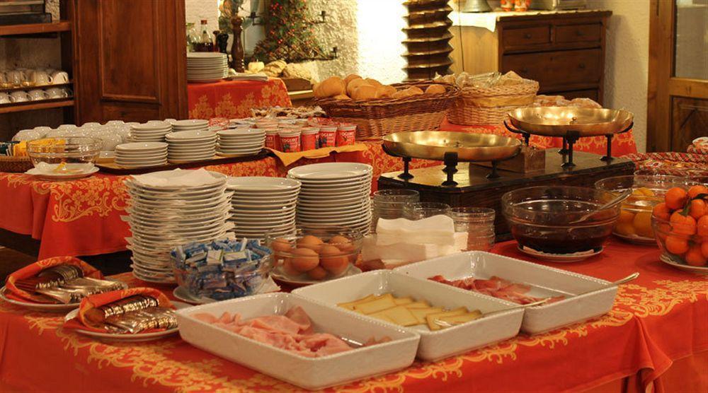 Hotel Del Viale Courmayeur Luaran gambar
